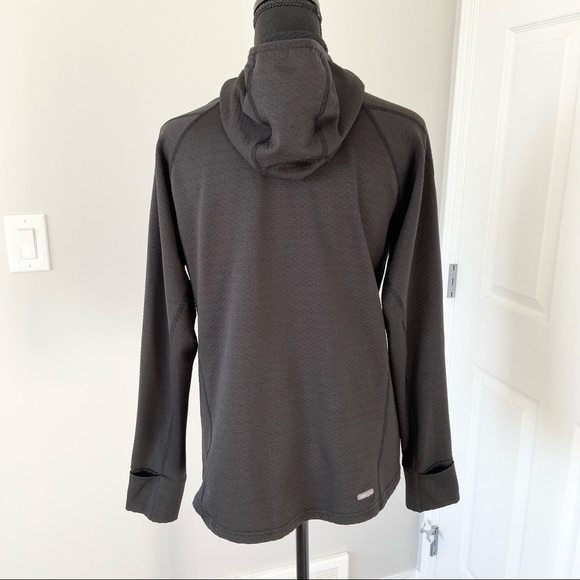 The North Face Lightweight Vaporwick Hoodie - Picture 4 of 16